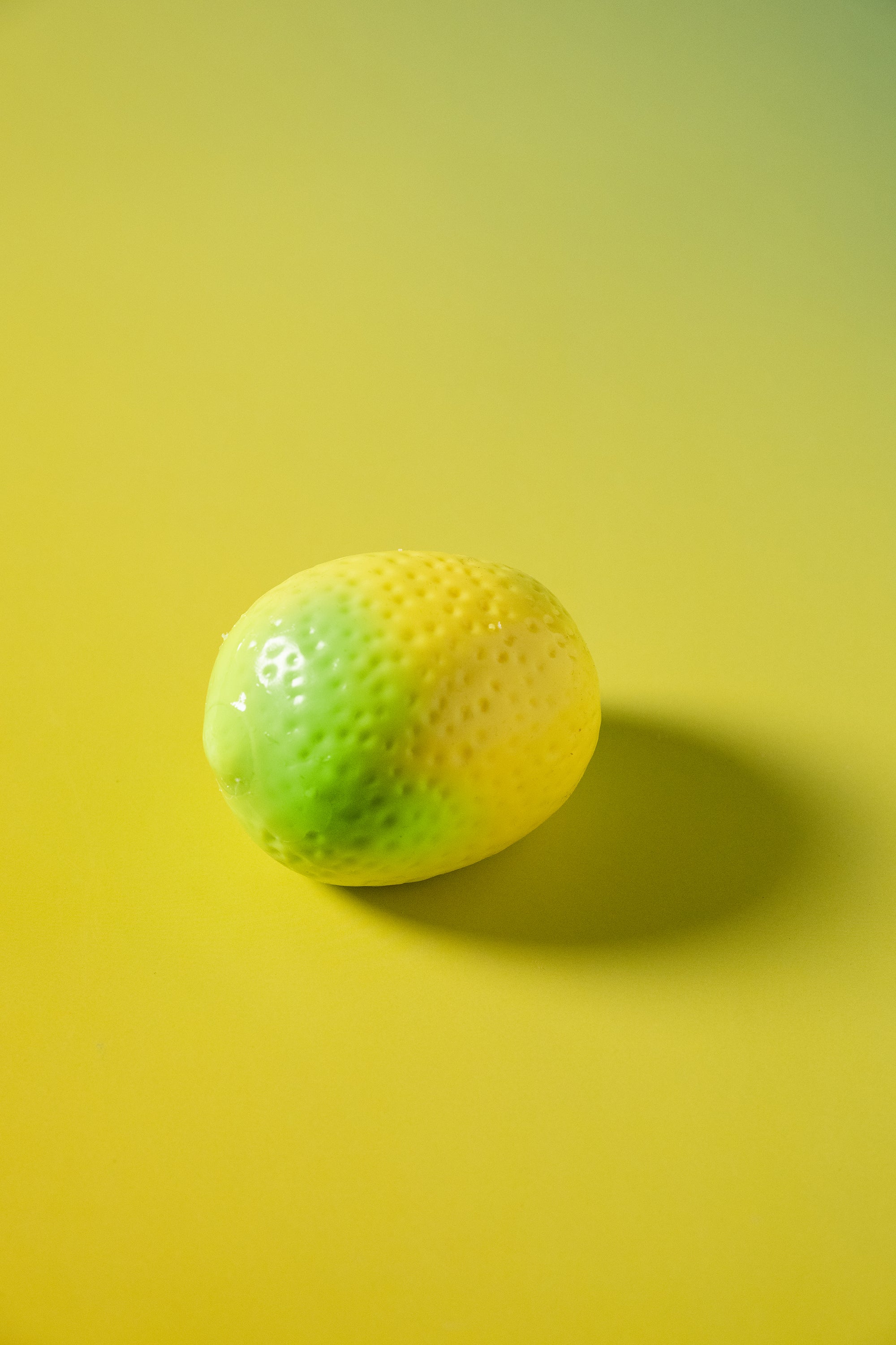 Color-Changing Lemon