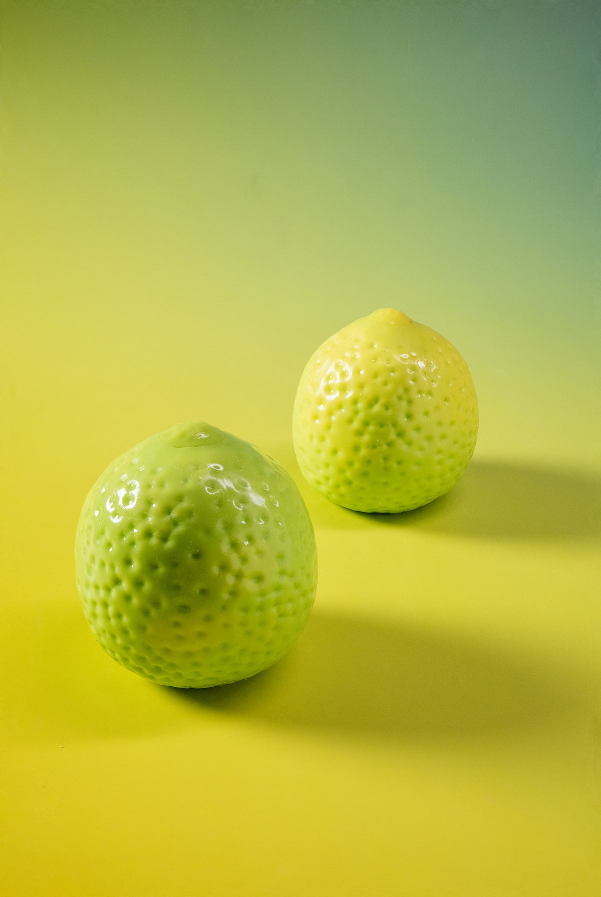 Color-Changing Lemon