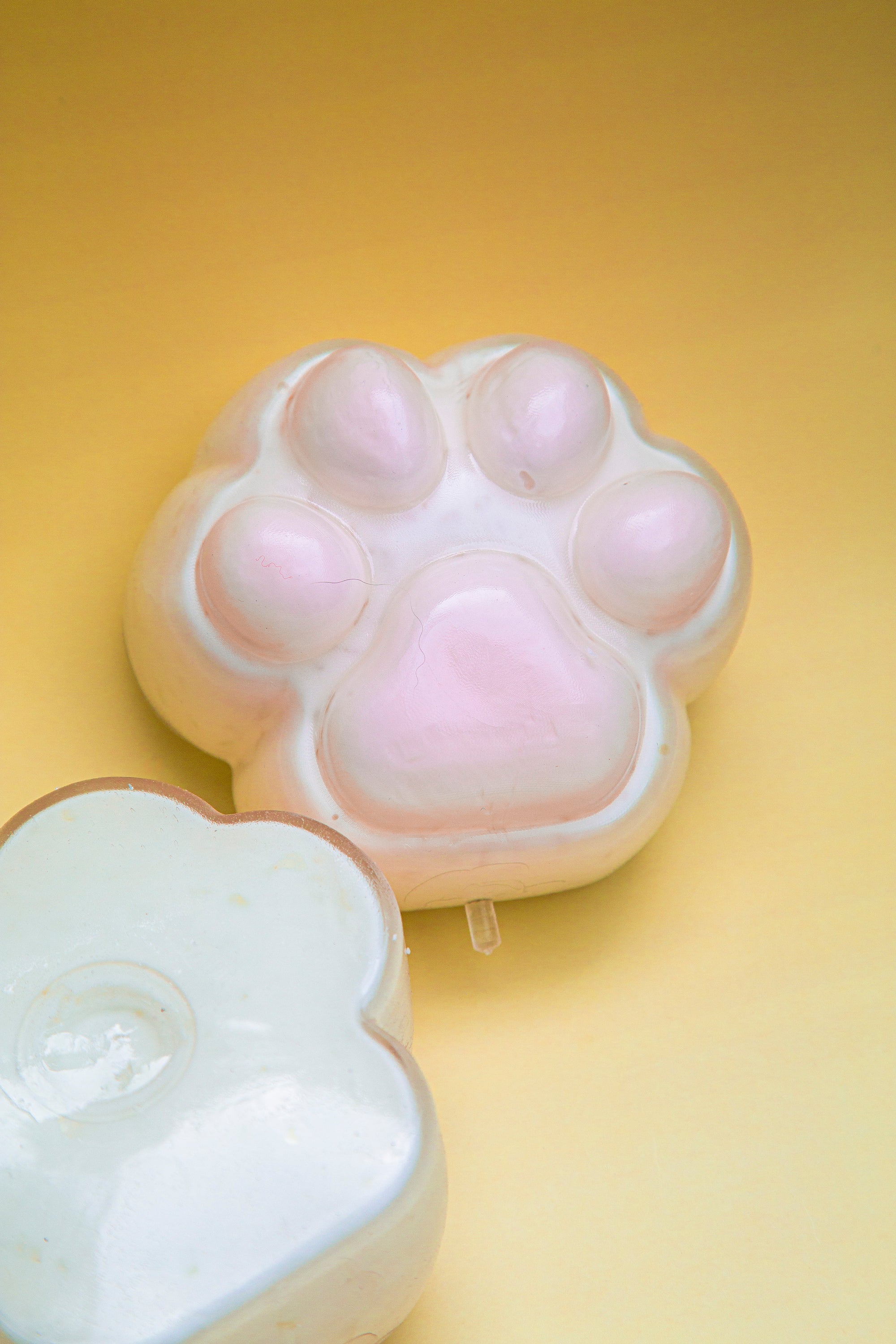 Jumbo Paw