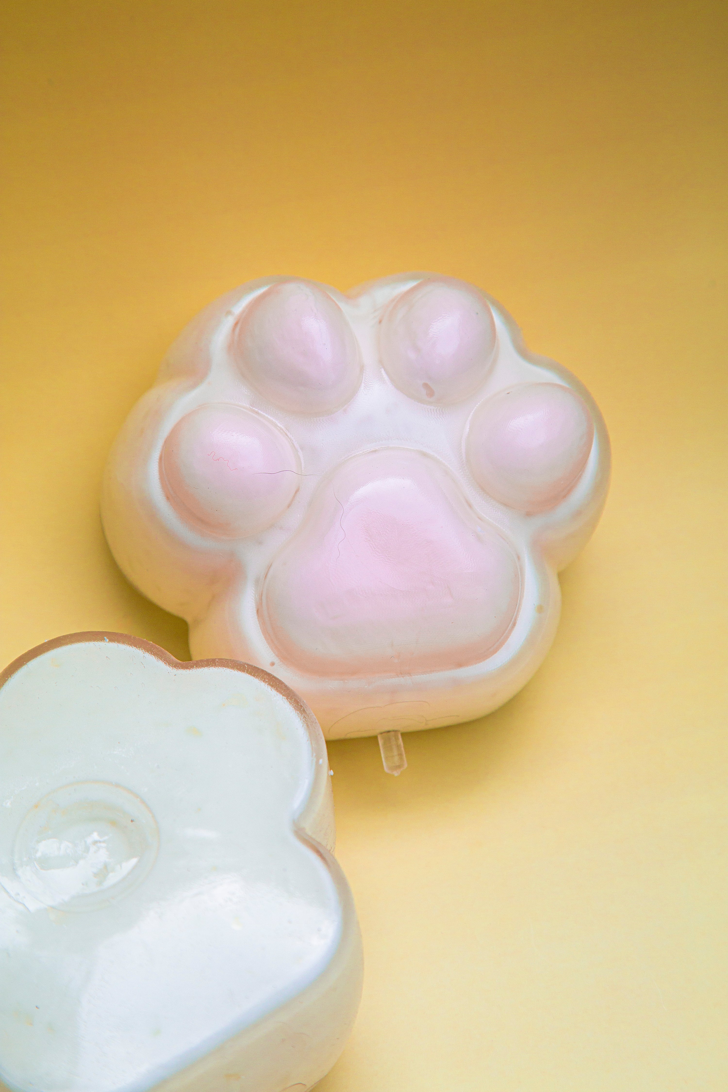 Jumbo Paw