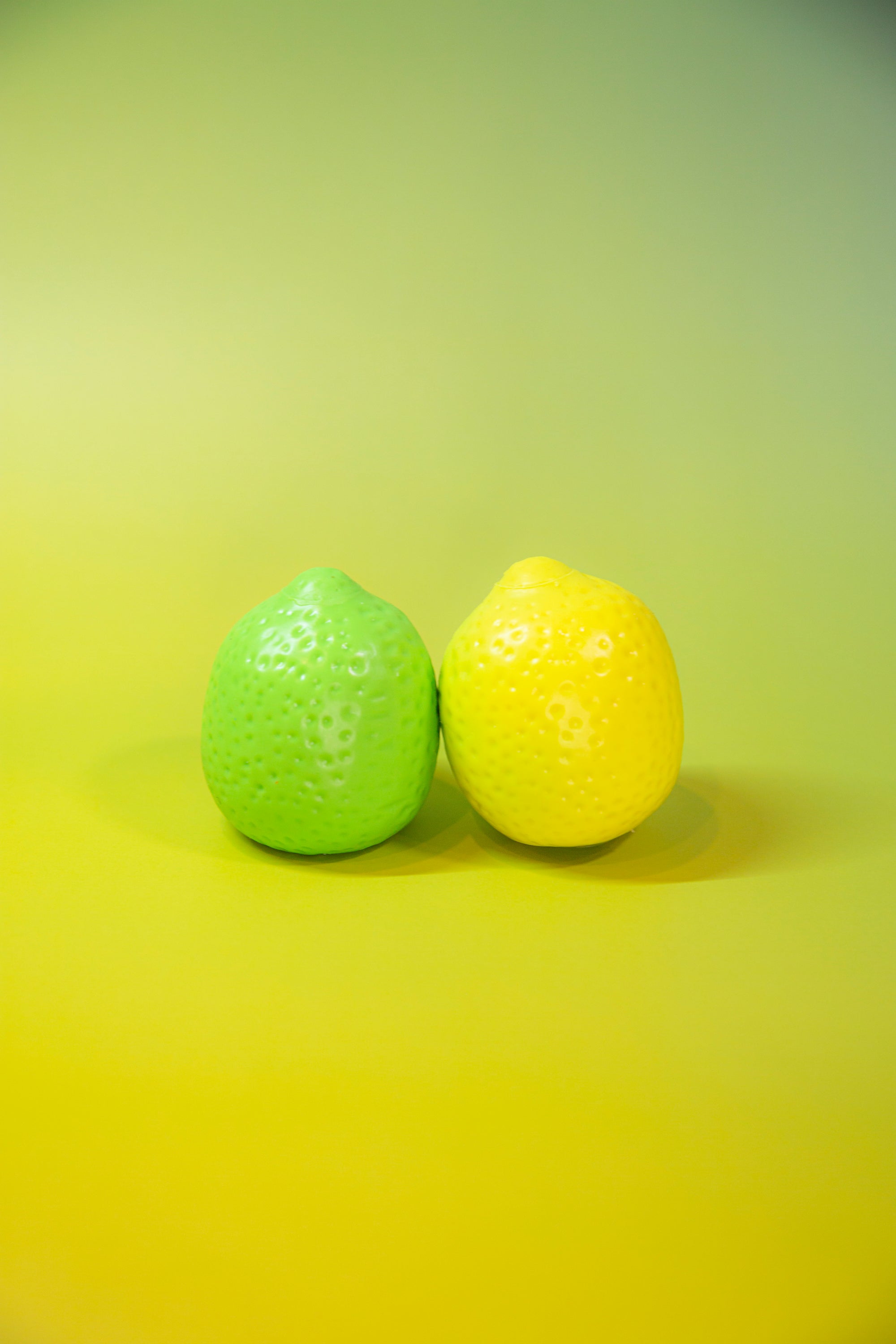 Color-Changing Lemon
