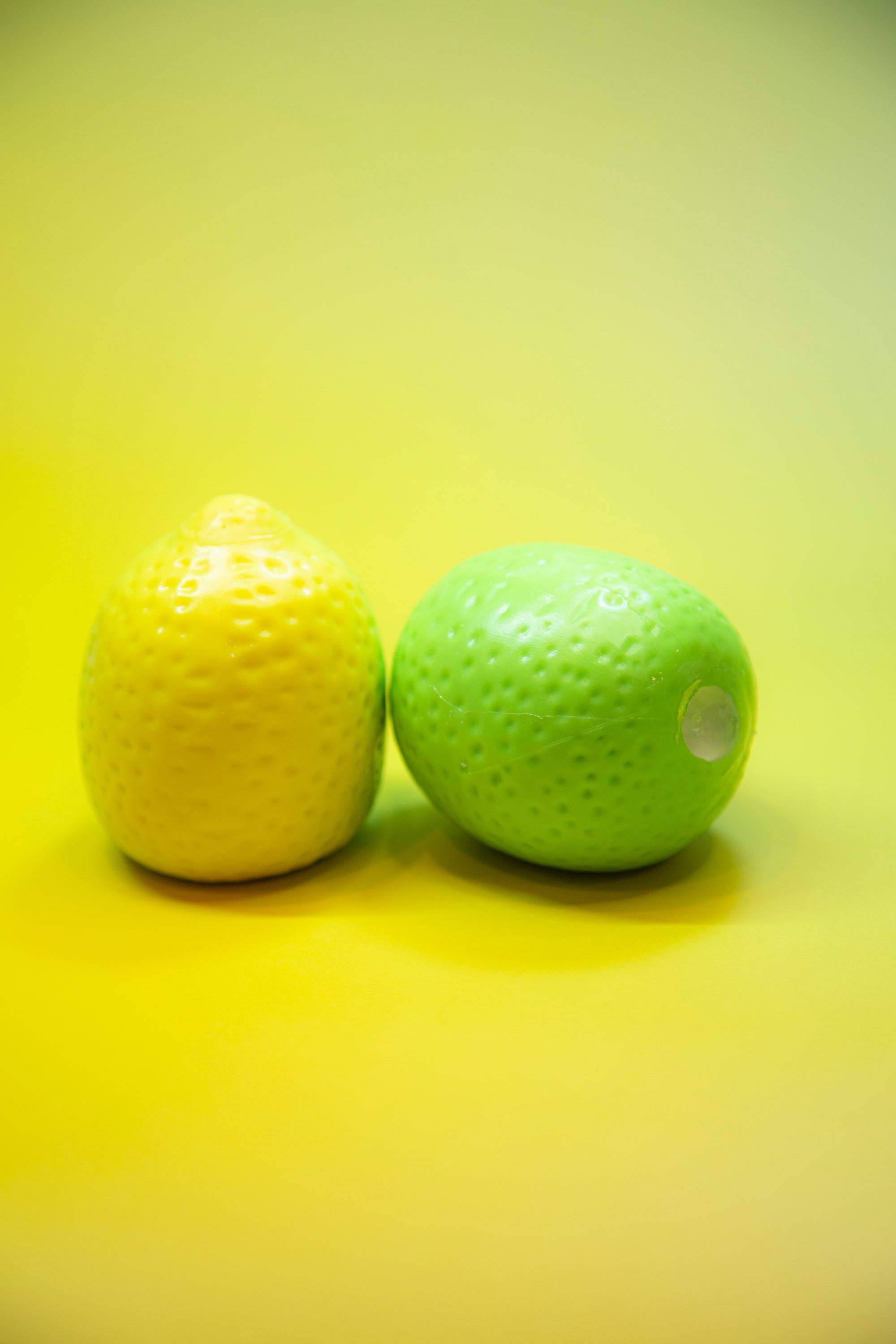 Color-Changing Lemon