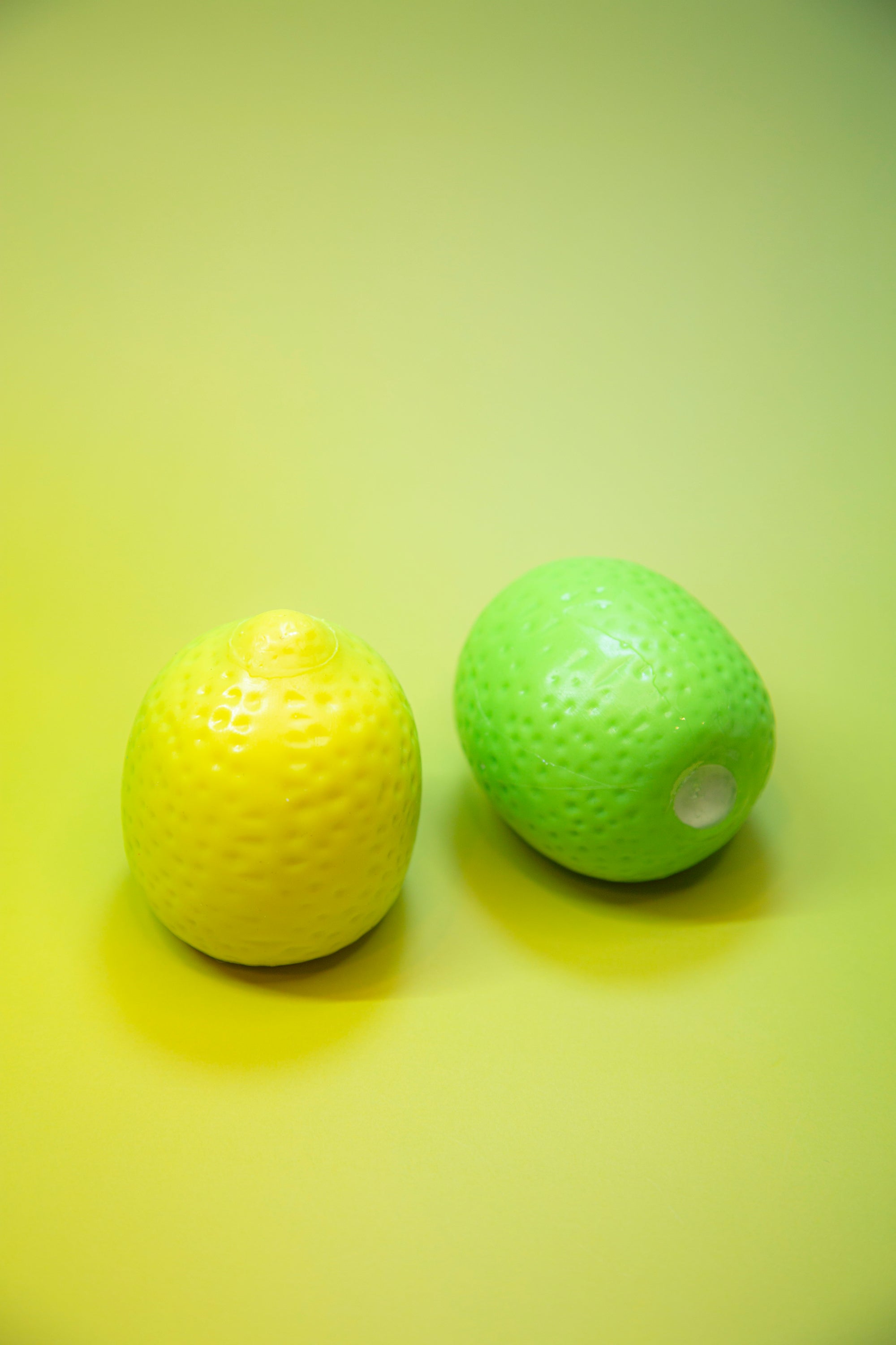Color-Changing Lemon