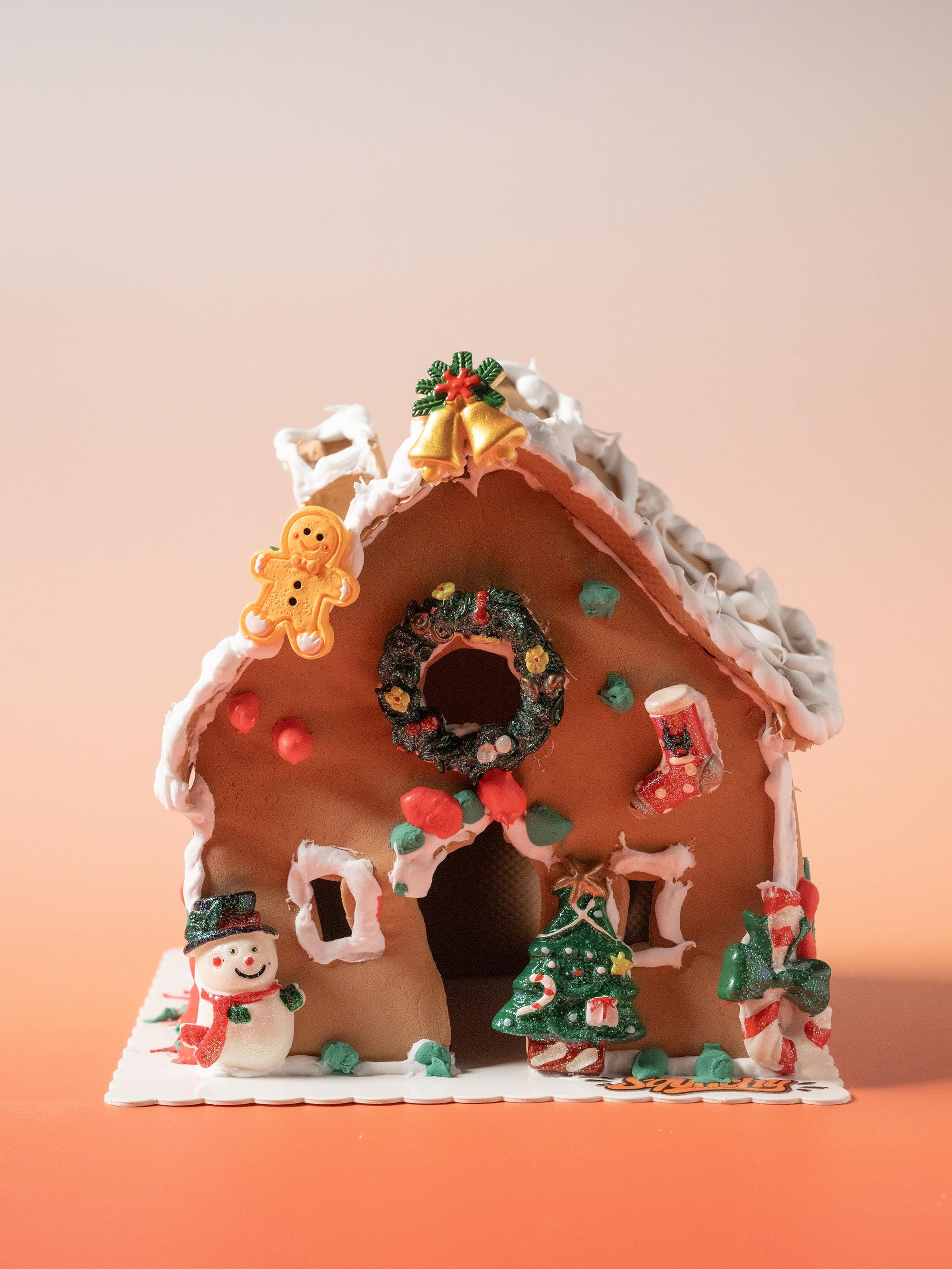 Gingerbread house stress ball DIY kit