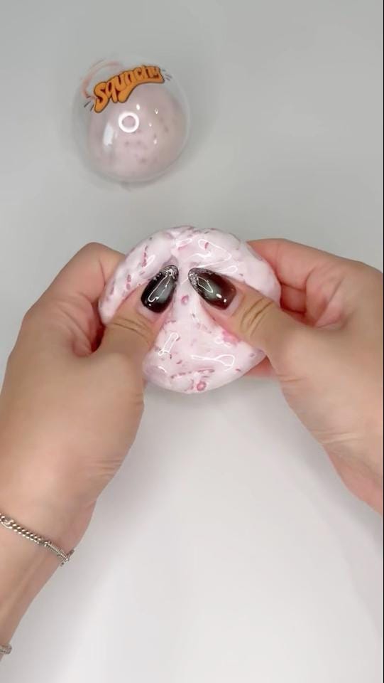 Stress Ball DIY Kit: Pink petal