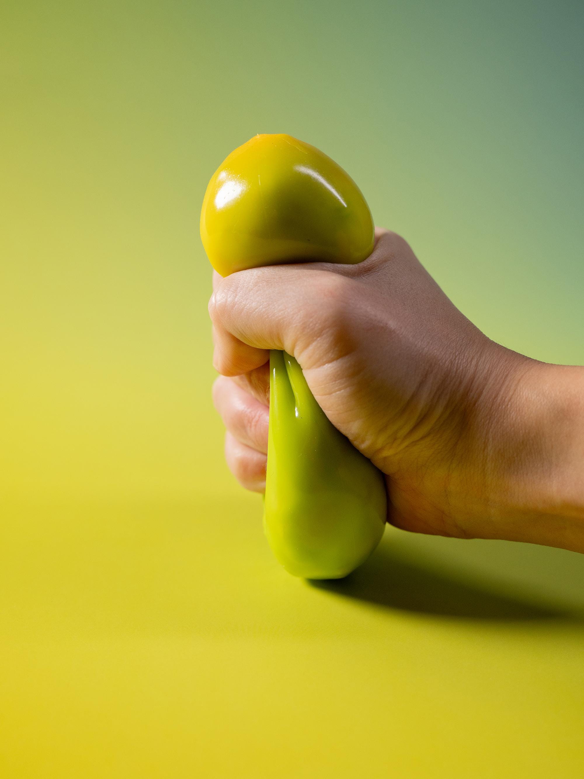 Color-Changing Mango Squishy  From Green (Unripe) to Yellow (Ripe)