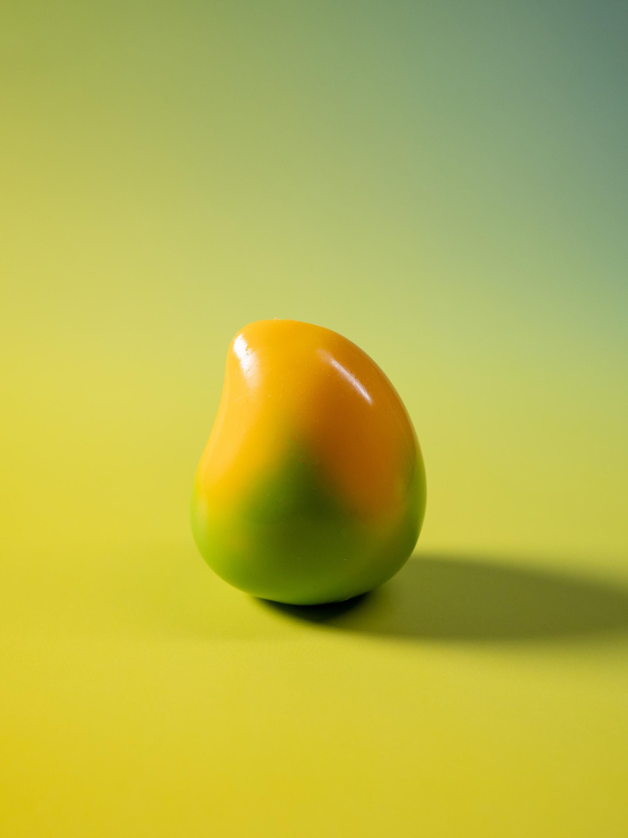 Color-Changing Mango Squishy  From Green (Unripe) to Yellow (Ripe)